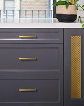Load image into Gallery viewer, Modern Gold Knob Pure Copper Kitchen Cabinet Handles Cupboard Door Pulls Drawer Knobs Brass Furniture Handle Hardware Drawer Pulls Cupboard Knob For Kitchen Furniture Hardware