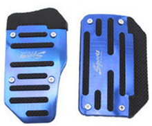 Load image into Gallery viewer, 3Pcs/Set Universal Aluminum Manual Transmission Non-Slip Car Pedal Cover Set Kit Pedals Red Blue Silver Car Vehicle Sports Accelerator Brake No Drill Non-Slip Performance Car Rest Pedal Brake Auto Sports Gas Fuel Petrol Clutch Brake Pad Auto Accessories