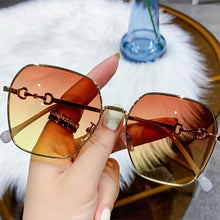 Load image into Gallery viewer, Small Oval Retro Sunglasses for Men and Women Polygon Mirrored Lens Fashionable & Korean Style Women's Sunglasses New Personality & Trending Sunglasses Of Same Style UV Protection Sunglasses