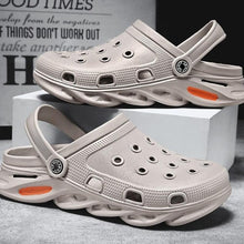 Load image into Gallery viewer, Outdoor Sandals Soft Sole Beach Shoes Mens And Womens The Same Style Suitable For Summer Platform Slippers Men Sports Sandals Men Outdoor Indoor Slippers Lightweight Sandals