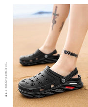 Load image into Gallery viewer, Outdoor Sandals Soft Sole Beach Shoes Mens And Womens The Same Style Suitable For Summer Platform Slippers Men Sports Sandals Men Outdoor Indoor Slippers Lightweight Sandals