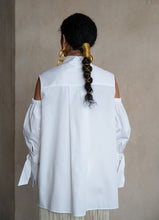 Load image into Gallery viewer, Quarta Open Shoulders White Organic Cotton Shirt