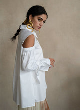 Load image into Gallery viewer, Quarta Open Shoulders White Organic Cotton Shirt