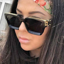 Load image into Gallery viewer, Retro Aviator Square Classic Alloy Frame glasses Classic Sunglasses For Male Square Shape Sunglasses For Female HD Polarized UV400 Protection Sunglasses