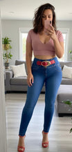 Load image into Gallery viewer, Opera 100% Authentic Colombian Push Up Jeans