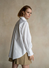 Load image into Gallery viewer, Settima Ruffled White Organic Cotton Shirt