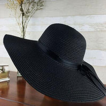 Load image into Gallery viewer, Simple Foldable Wide Floppy Girls Straw Hat Sun Hat Classic New Trendy Big Beach Summer Hats Retro Design Breathable Summer Hat UV Protection Beach Women Travel Cap Portable Female Cap