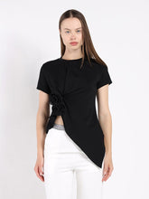 Load image into Gallery viewer, Sleeveless Flower Applique Sharp Asymmetrical Top