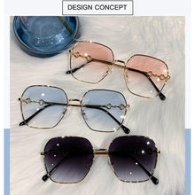 Load image into Gallery viewer, Small Oval Retro Sunglasses for Men and Women Polygon Mirrored Lens Fashionable & Korean Style Women's Sunglasses New Personality & Trending Sunglasses Of Same Style UV Protection Sunglasses
