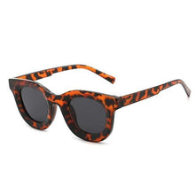 Load image into Gallery viewer, Small Round Women Fashion Sunglasses Popular Style Fashionable Round Shaped Sunglasses Colorful Women Sunglasses Eyewear Summer Shades