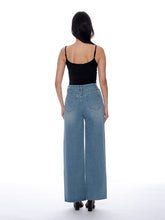 Load image into Gallery viewer, Solid Cami Tank Top