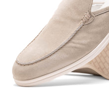 Load image into Gallery viewer, 06-112-GRY SORO Sueded Italian Goatskin Mule Grey