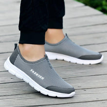 Load image into Gallery viewer, Summer Breathable Comfortable Mesh Running Mens Shoes Trainers Walking Outdoor Sport Men Sneakers Running Shoes Ultra Lightweight Breathable Walking Shoes Non Slip Athletic Fashion Sneakers
