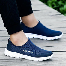 Load image into Gallery viewer, Summer Breathable Comfortable Mesh Running Mens Shoes Trainers Walking Outdoor Sport Men Sneakers Running Shoes Ultra Lightweight Breathable Walking Shoes Non Slip Athletic Fashion Sneakers