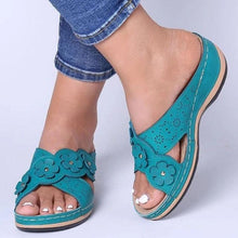 Load image into Gallery viewer, Summer Flat Sandal For Women Multicolor Handmade Retro Flowers Flip-Flops Women Slippers Cute Flat Summer Flats Sandals Women Strappy Flat Open Toe Sandals