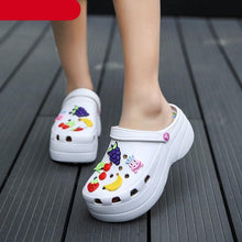 Load image into Gallery viewer, Summer Women Clogs Platform Garden Sandals Fruit Slippers Slip On Beach Shoes Fashion Slides Platform Clogs Beach Sandals Slippers For Women
