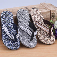 Load image into Gallery viewer, Summer Women Flip Flops Shoes Sandals Camouflage Outdoor Beach Shoes Slippers Daily Wear Casual Slippers Comfort Thong Style Flip Flops Sandals For Women With Arch Support For Comfortable Walk