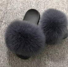 Load image into Gallery viewer, Summer Women Fox Fur Slippers Indoor Slides Fashion Flip Flops Casual Sandals Furry Fluffy Plush Slides Lightweight House Slippers Fluffy Sandals Outdoor Indoor Women Shoes