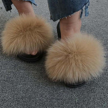 Load image into Gallery viewer, Summer Women Fox Fur Slippers Indoor Slides Fashion Flip Flops Casual Sandals Furry Fluffy Plush Slides Lightweight House Slippers Fluffy Sandals Outdoor Indoor Women Shoes