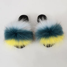 Load image into Gallery viewer, Summer Women Raccoon Fur Slippers Plush Slides Furry Sandals Fluffy House Shoes Girl's Cute Flip Flops Sandal With Soft Furry Faux Fox Fur House Outdoor Multicolor Slippers