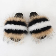 Load image into Gallery viewer, Summer Women Raccoon Fur Slippers Plush Slides Furry Sandals Fluffy House Shoes Girl's Cute Flip Flops Sandal With Soft Furry Faux Fox Fur House Outdoor Multicolor Slippers