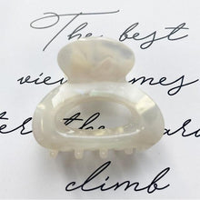 Load image into Gallery viewer, Sweet Mini Acetate Hair Clip for Women Girls Hair Claw Chic Barrettes Crab Hairpins Styling Claw Clips Fashion Hair Gorgeous Hair Accessories For Women