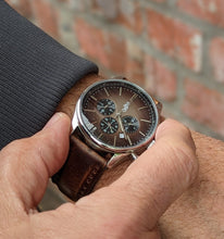Load image into Gallery viewer, Brown Retro Chronograph