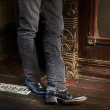 Load image into Gallery viewer, The Comal