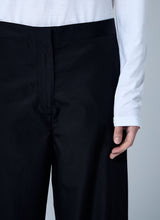 Load image into Gallery viewer, Toteme Women Twisted Seam Pants