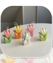 Load image into Gallery viewer, Tulip Candle Aroma Decoration Wedding Souvenir Birthday Gift Decoration Candles Handmade Delicate Tulip Flower Shape Candle Perfect for Birthday Party Wedding Spa Home Decor