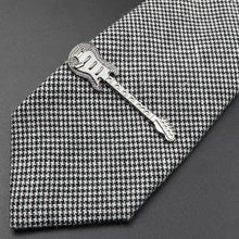Load image into Gallery viewer, Unique Stainless Tie Clips Guitar Lizard Shaped Tie Clips Tie Clip Classic Tie Bar Clip Regular Trendy Durable Metallic Necktie Clips Wedding Business Ties Necktie Clips Pin For Mens Ideal Gift