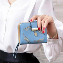 Load image into Gallery viewer, Vintage PU Leather Short Wallets Leaf Design Fashion Purse For Women Elegant Ladies Cute Zipper Purses Card Holders Women Wallet