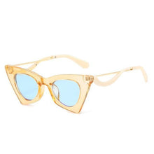 Load image into Gallery viewer, Vintage Square Cat Eye Sunglasses Women Retro Trendy Cat eye Sunglasses Classic Fashionable , Decent Personality & Wind Sunglasses In Retro Box Trending Street Style Sunglasses For Men & Women