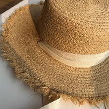 Load image into Gallery viewer, Vintage Straw Hat Women Wide Sun Protection Beach Hat Black And White Ribbon Bowknot Cute Design Straw Cap Women Elegant Summer Hat Beach Fedoras Casual Ladies Flat Top Hat