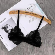 Load image into Gallery viewer, Vintage Style Women's Thin Bra Without Chest Pad Fashionable Sexy Lace Bra Back Buckle Tube Top Women's Underwear Summer Clothes