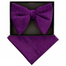 Load image into Gallery viewer, Vittorio Farina Velvet Edwardian Bow Tie & Pocket Square