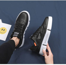 Load image into Gallery viewer, White Leather Sneakers For Men Breathable Casual Walking Sports Running Shoes Outdoor Travel Fitness Sneakers Comfortable Casual Shoes Outdoor Men Sneakers
