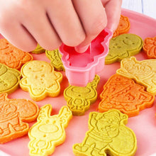 Load image into Gallery viewer, Winter Cartoon Biscuit Mould Christmas Cookie Cutters Christmas Molds ABS Plastic Baking Mould Cookie Tools Cake Decorating Tools Cartoon Cookie Christmas Tree Shaped Biscuit Molds