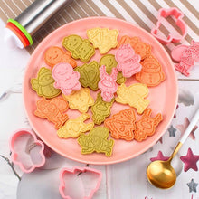 Load image into Gallery viewer, Winter Cartoon Biscuit Mould Christmas Cookie Cutters Christmas Molds ABS Plastic Baking Mould Cookie Tools Cake Decorating Tools Cartoon Cookie Christmas Tree Shaped Biscuit Molds