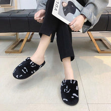 Load image into Gallery viewer, Winter Cotton Slippers Women Leopard Shoes Fashion Fur Slides For Home Comfort Warm Womens Slippers Non-slip Fuzzy House Memory Foam Slippers Furry Fur Lined Bedroom Slippers