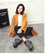 Load image into Gallery viewer, Winter Elegant Unisex Boots With Fur Warm Leather Snow Boots Winter Work Casual Shoes High Top Rubber Ankle Boots Leather Platform Fashion Luxury Boots Non-Slip Hiking Boots