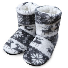 Load image into Gallery viewer, Winter Fur Slippers Women Warm House Slippers Plush Flip Flops Christmas Cotton Indoor Home Shoes Comfort Warm Fluffy Faux Fur Slipper Boots Soft Memory Foam Ankle Booties