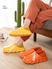 Load image into Gallery viewer, Winter Slippers Warm Men Shoes Waterproof Women Couples Non-Slip Plush Cotton Indoor Outdoor Cozy Home Autumn Thick Slippers Cozy Slip-On Memory Foam Fur House Slippers Warm Fleece Lining Indoor Outdoor Garden Bedroom Plush Shoes