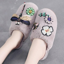 Load image into Gallery viewer, Winter Women Slippers Warm Plush Luxury Flip Flops Fur Slides Flat Lightweight Soft Indoor Slippers Soft Warm Memory Foam Slippers Faux Fur Lined Fluffy Slip On House Shoes