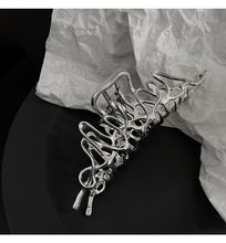 Load image into Gallery viewer, Woman Novelty Minimalist Dainty Design Irregular Hairpins Punk Style Metal Silver Hair Claws Barrettes Women Hair Accessories Hair Clips Hairgrip
