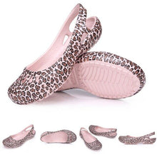 Load image into Gallery viewer, Women Clogs Modern Sandals Home Non-slip Summer Shoes Flat Slippers Plastic Waterproof Garden Shoes Classic Clog Casual Slip On Water Shoe Sandal Indoor Outdoor Slipper