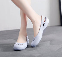 Load image into Gallery viewer, Women Clogs Modern Sandals Home Non-slip Summer Shoes Flat Slippers Plastic Waterproof Garden Shoes Classic Clog Casual Slip On Water Shoe Sandal Indoor Outdoor Slipper
