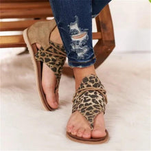 Load image into Gallery viewer, Women Flat Sandals Leopard Snake Print Summer Shoes Beach Leather Sandals Retro Flip Flops Slippers Women Casual Summer Flat Sandal Open Toe Beach Back Zipper T-Strap Outdoor Sandals