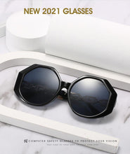 Load image into Gallery viewer, Women Large Hexagon Inspired Sunglasses Fashionable Big Frame & Polygonal Ladies Sunglasses Classic Retro Shape Street Shooting Sunglasses For Men And Women Sunglasses