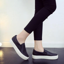 Load image into Gallery viewer, Women Leather Espadrilles Spring Trend Casual Flats Sneakers New Fashion Comfort Slip-on Platform Vulcanized Shoes Women Casual Fashionable Sports Espadrilles
